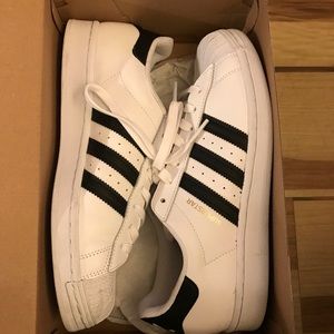 Adidas Superstar Sneakers
